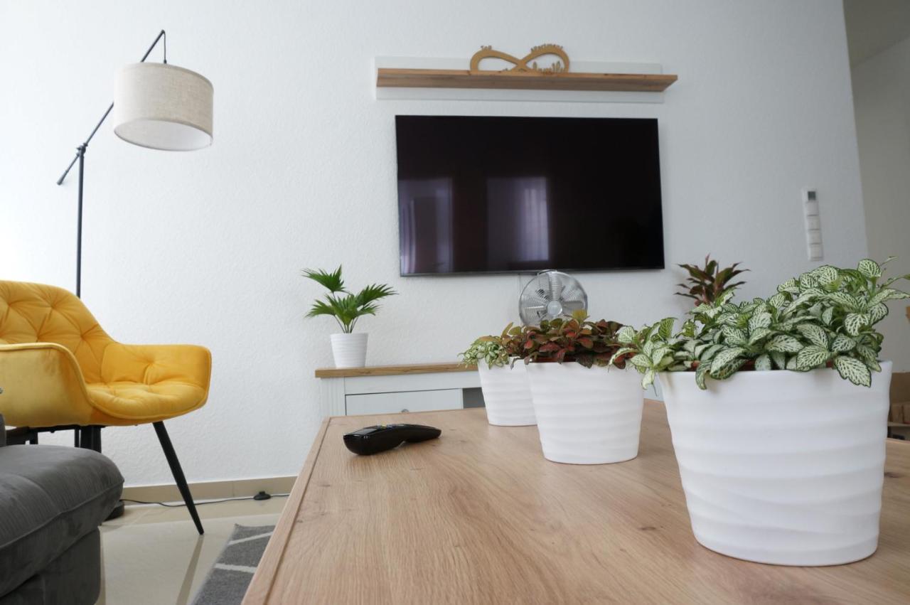 Mein Apartment Flowers Mit Kamin, Bis 10 Personen Frankenthal (Rhineland-Palatinate) Exterior foto