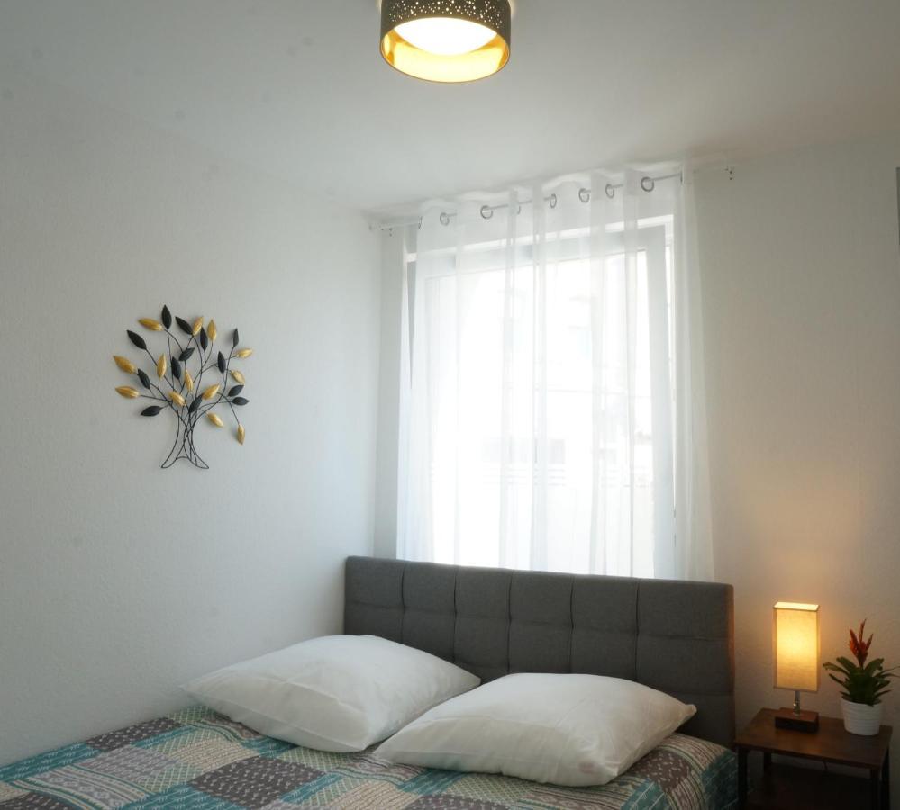 Mein Apartment Flowers Mit Kamin, Bis 10 Personen Frankenthal (Rhineland-Palatinate) Exterior foto