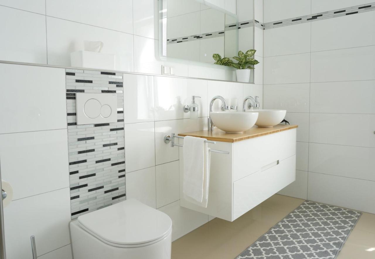 Mein Apartment Flowers Mit Kamin, Bis 10 Personen Frankenthal (Rhineland-Palatinate) Exterior foto