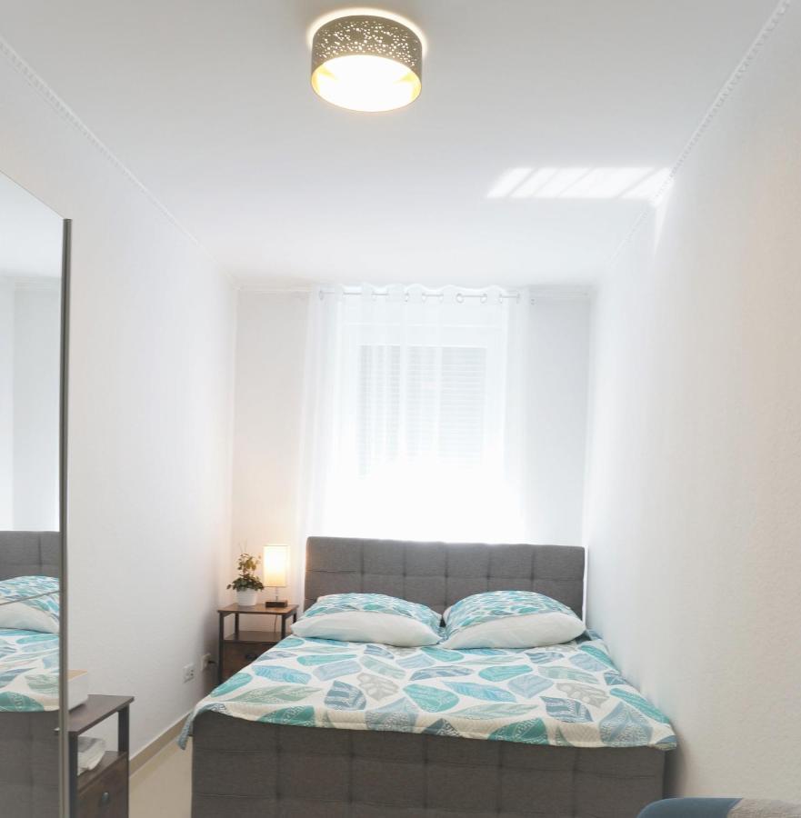 Mein Apartment Flowers Mit Kamin, Bis 10 Personen Frankenthal (Rhineland-Palatinate) Exterior foto